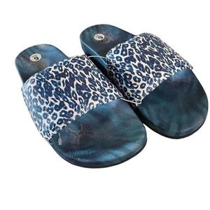 JOHNNY WAS Calme Blue Tiger Pool Slides